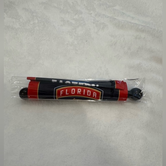 NEW Florida Panthers Hockey Eastern Conference Champions 23-24 Mini Flag Banner - Picture 5 of 5